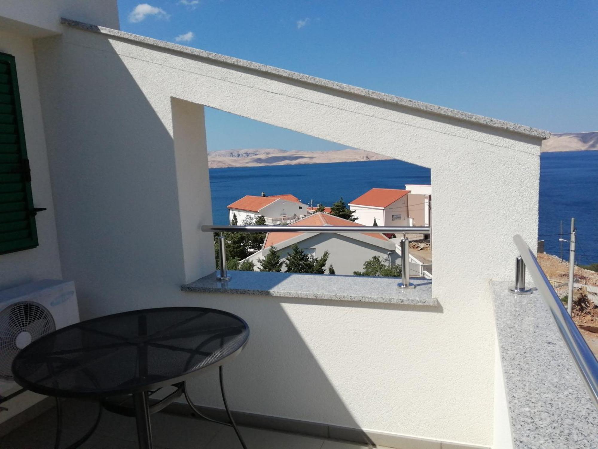 Villa Luce Apartment House Karlobag Exterior photo