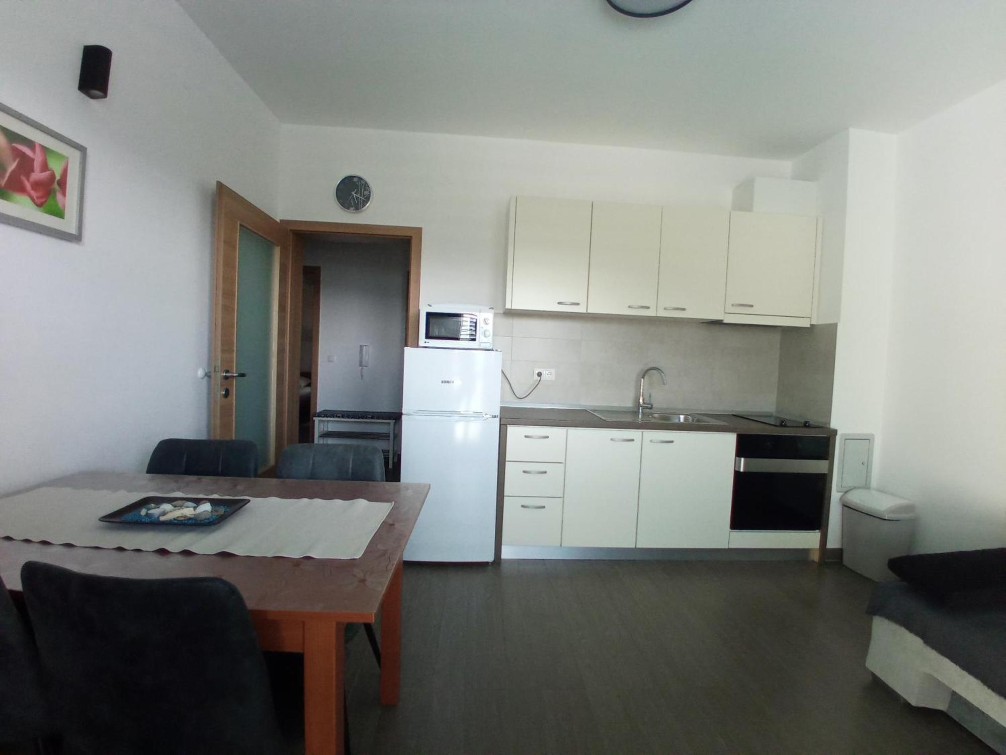 Villa Luce Apartment House Karlobag Exterior photo